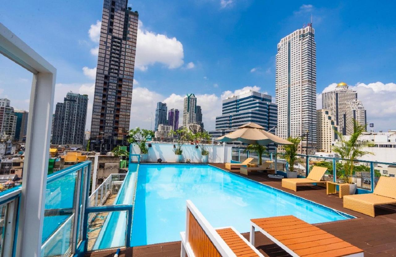 사파이어 호텔 방콕 외부 사진 Rooftop pool at the hotel