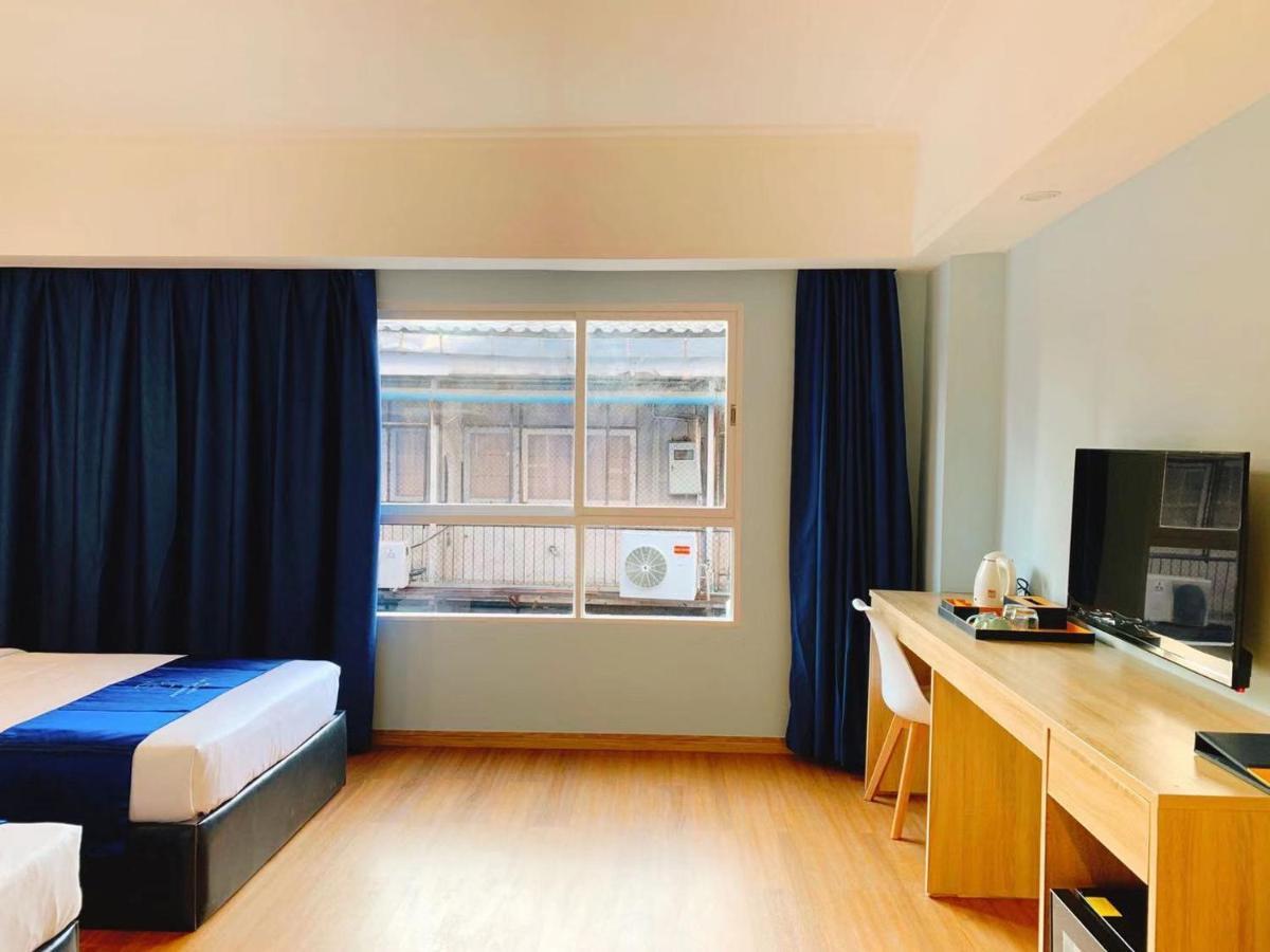 사파이어 호텔 방콕 외부 사진 A room at the hotel